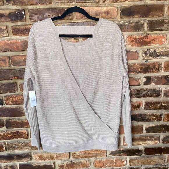 NWT Soho New York & Company Tan Knit Drape Surplice Back Sweater Women's Small - Picture 5 of 8
